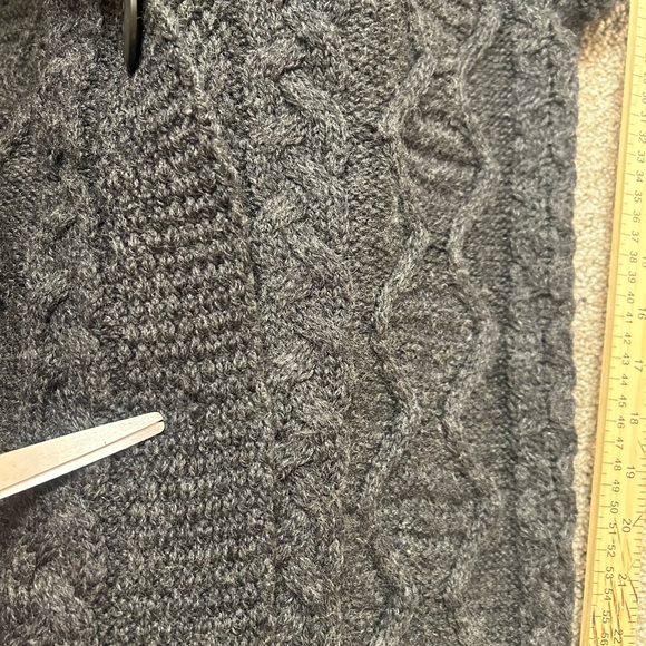 Inis Craft 100% Merino Wool Gray Cardigan Size S - Picture 12 of 13